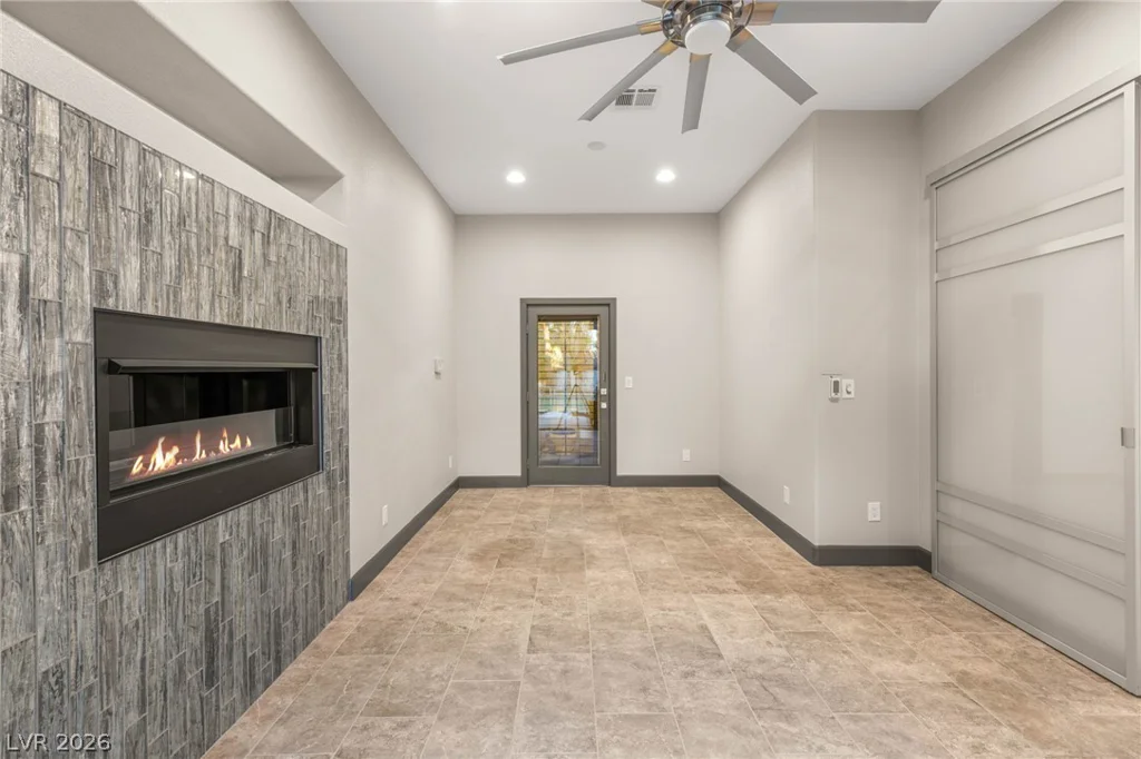 8001 Ryans Reef, Las Vegas, NV 89128