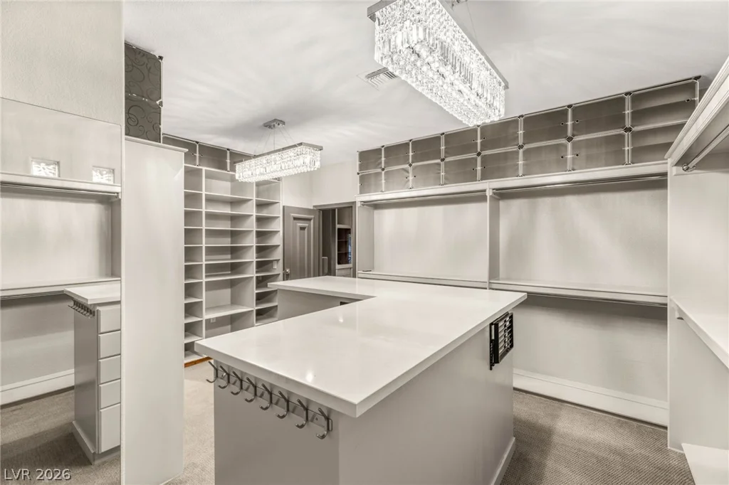 8001 Ryans Reef, Las Vegas, NV 89128