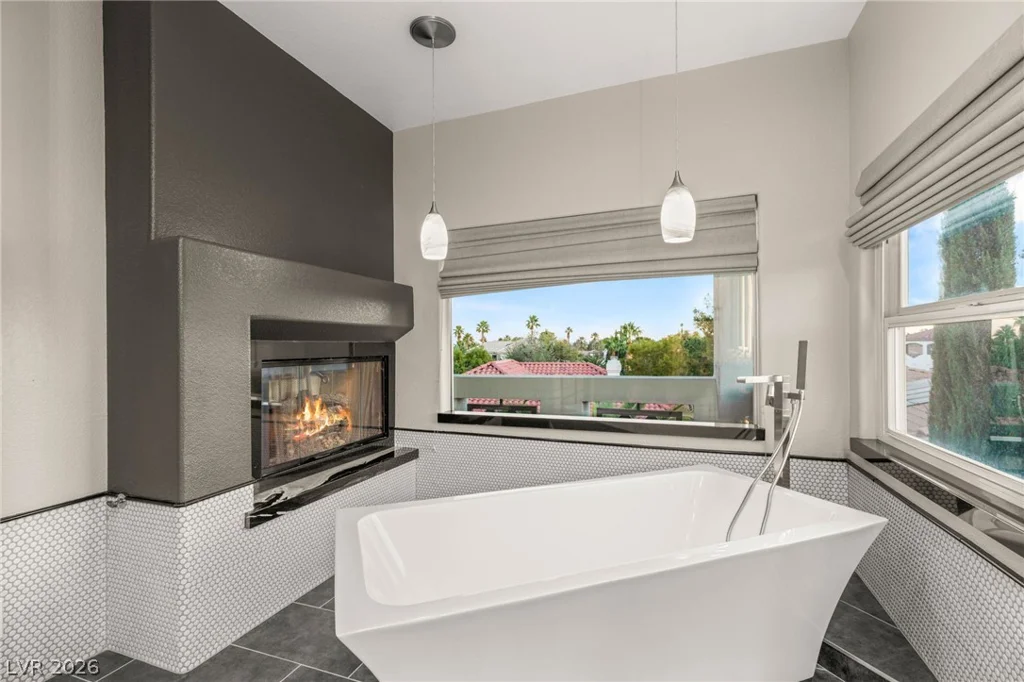 8001 Ryans Reef, Las Vegas, NV 89128