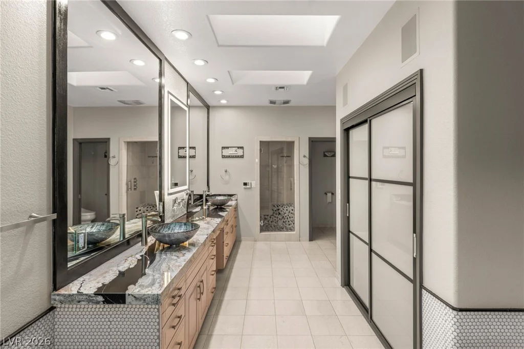 8001 Ryans Reef, Las Vegas, NV 89128