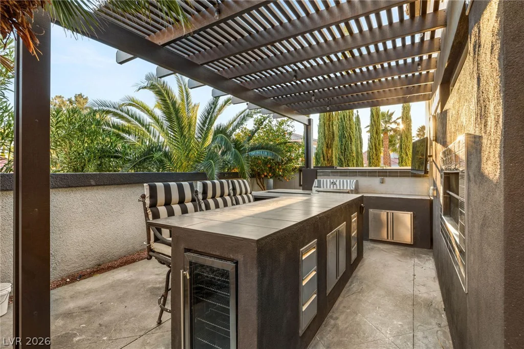 8001 Ryans Reef, Las Vegas, NV 89128