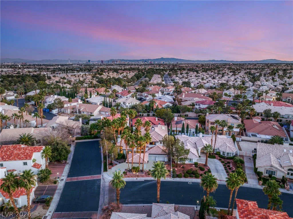8001 Ryans Reef, Las Vegas, NV 89128