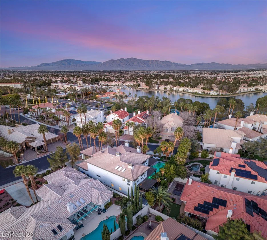8001 Ryans Reef, Las Vegas, NV 89128