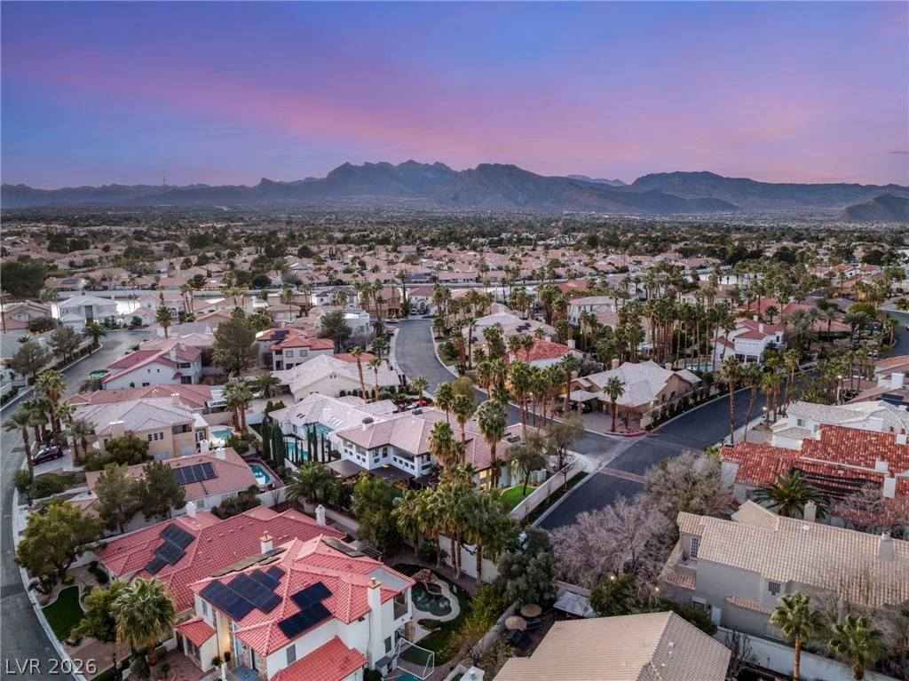 8001 Ryans Reef, Las Vegas, NV 89128