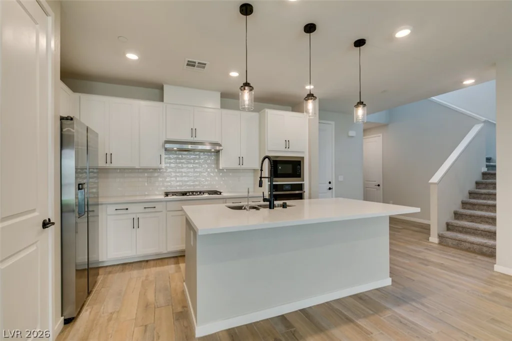 109 Medianoche, Las Vegas, NV 89138