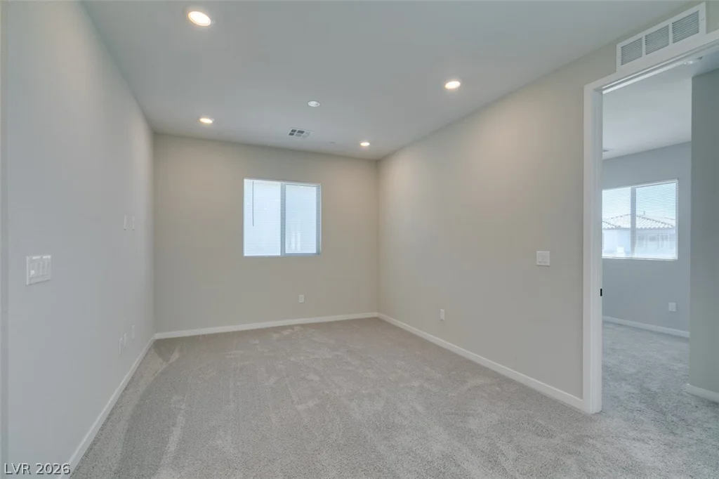 109 Medianoche, Las Vegas, NV 89138