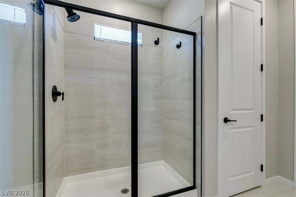 109 Medianoche, Las Vegas, NV 89138