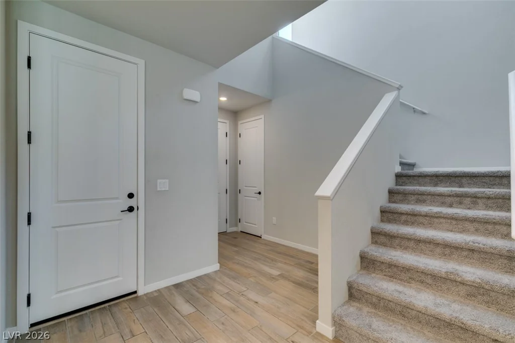 109 Medianoche, Las Vegas, NV 89138