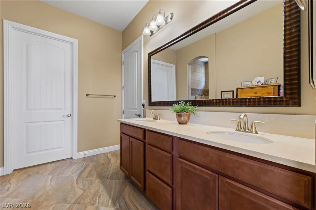 914 Dutch Oven, Mesquite, NV 89034