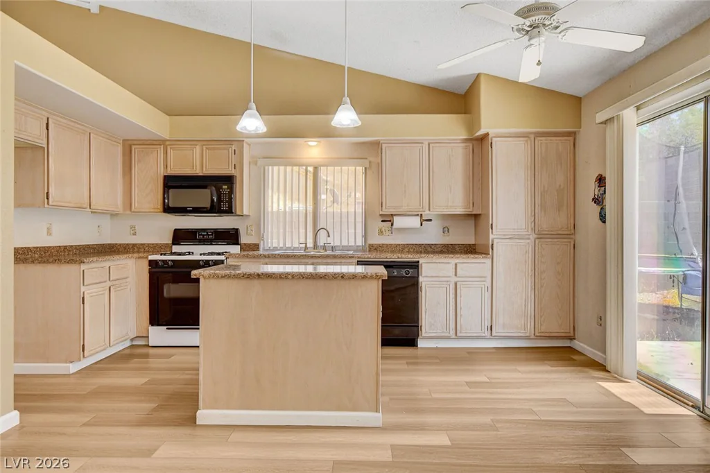 811 Rio Poco, Henderson, NV 89015
