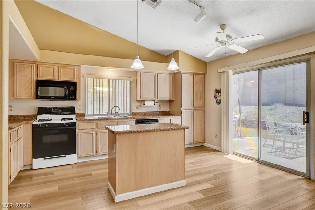 811 Rio Poco, Henderson, NV 89015