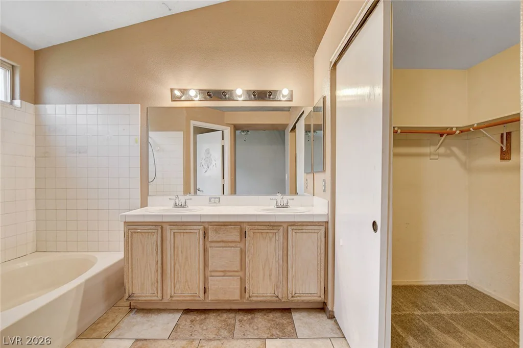 811 Rio Poco, Henderson, NV 89015