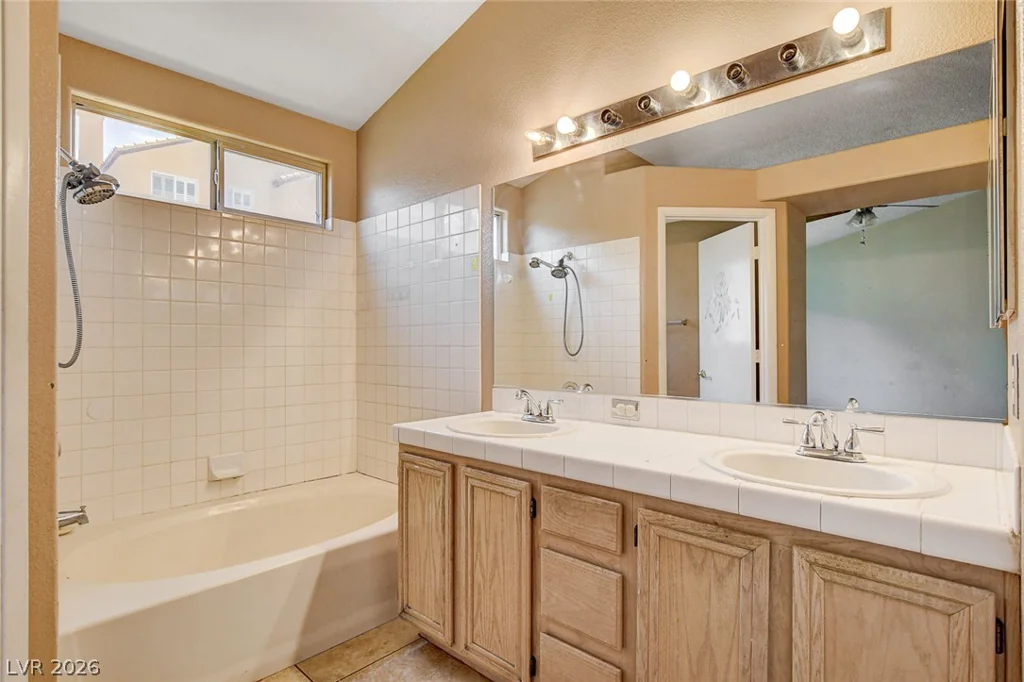 811 Rio Poco, Henderson, NV 89015