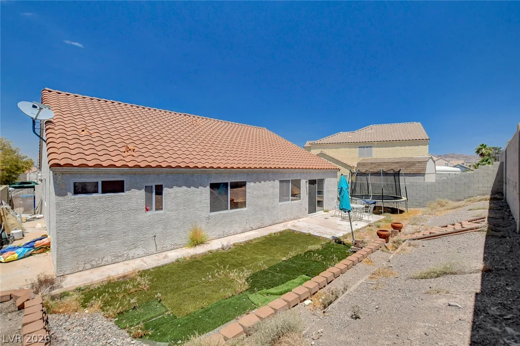 811 Rio Poco, Henderson, NV 89015