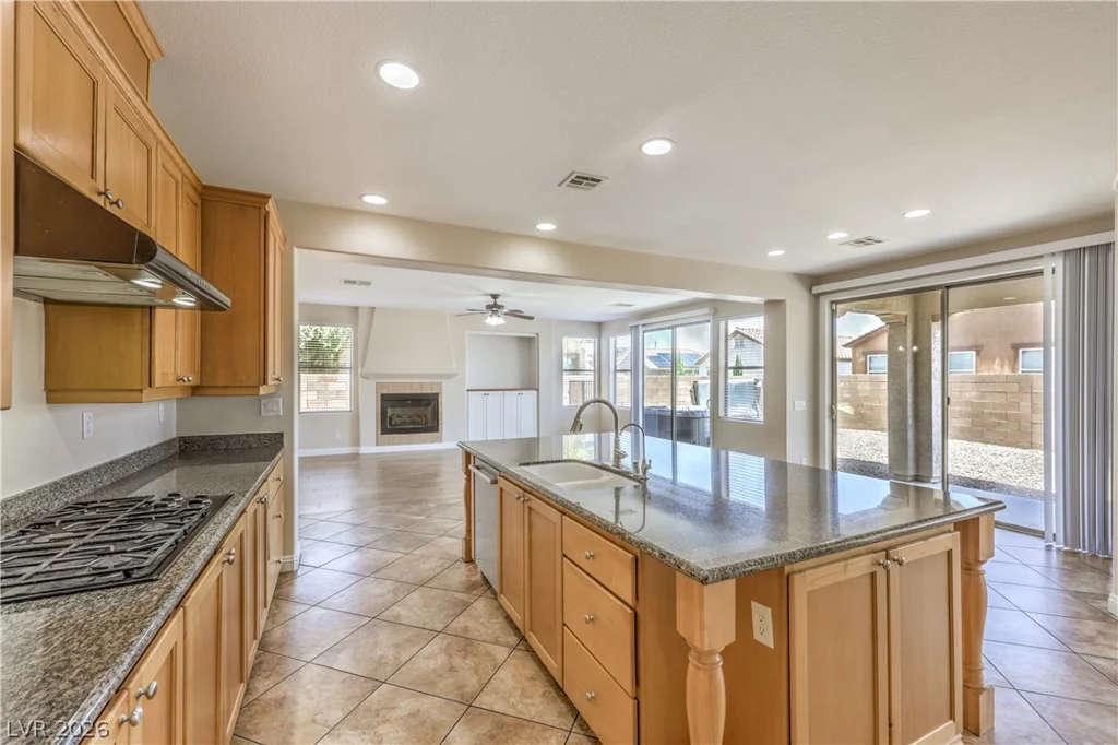 1044 VIA SAINT LUCIA, Henderson, NV 89011