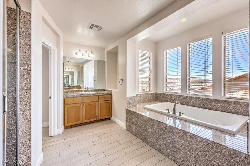 1044 VIA SAINT LUCIA, Henderson, NV 89011