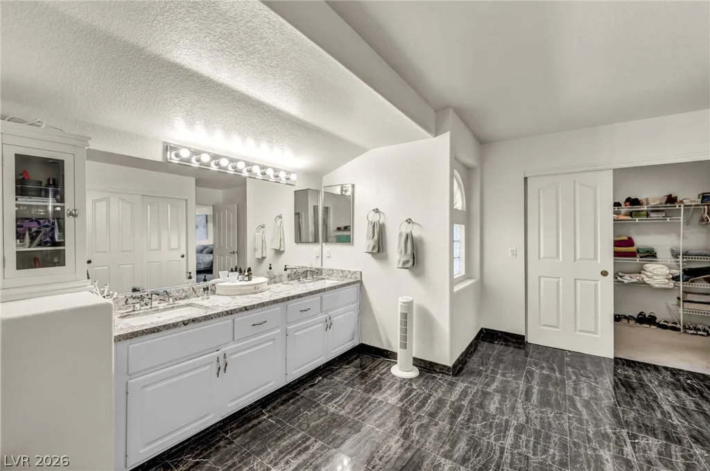 9511 Coral Bell, Las Vegas, NV 89123