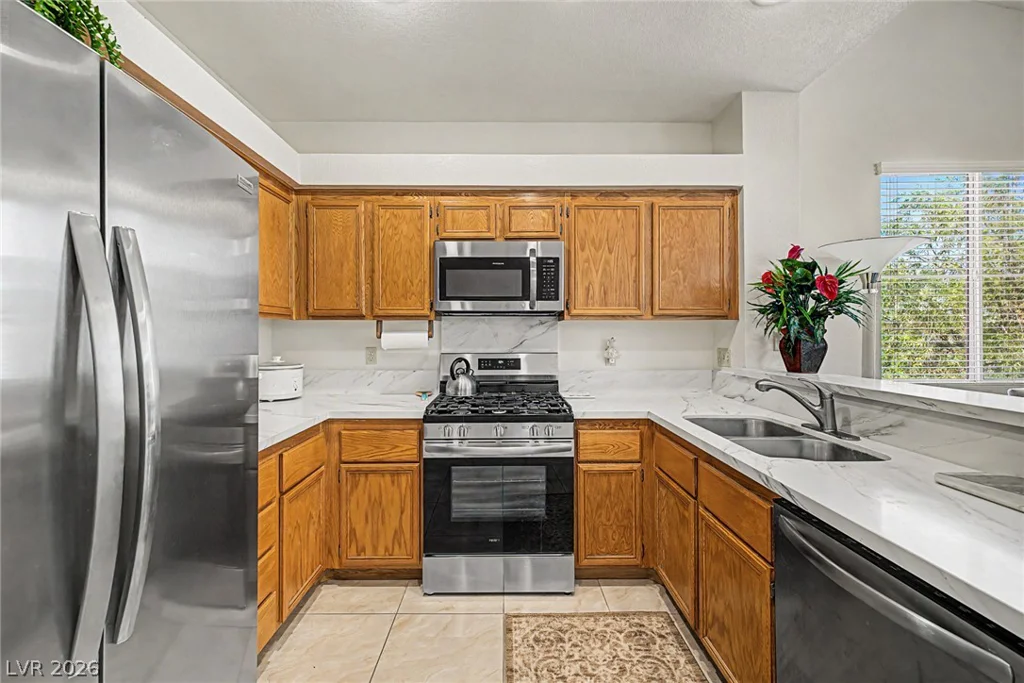 5155 Tropicana, Las Vegas, NV 89103