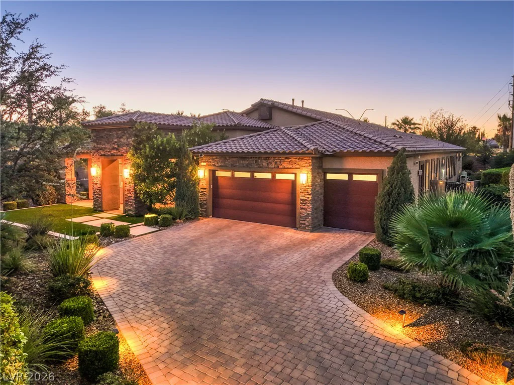 7119 Arabian Ridge, Las Vegas, NV 89131