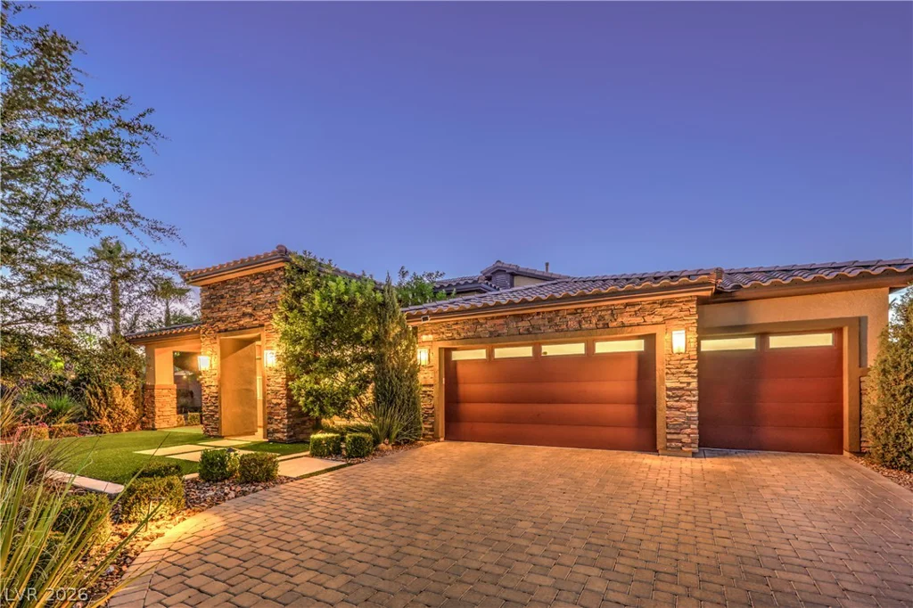 7119 Arabian Ridge, Las Vegas, NV 89131
