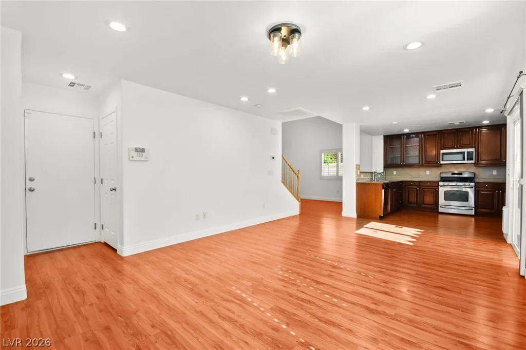 8850 Brindisi Park, Las Vegas, NV 89148