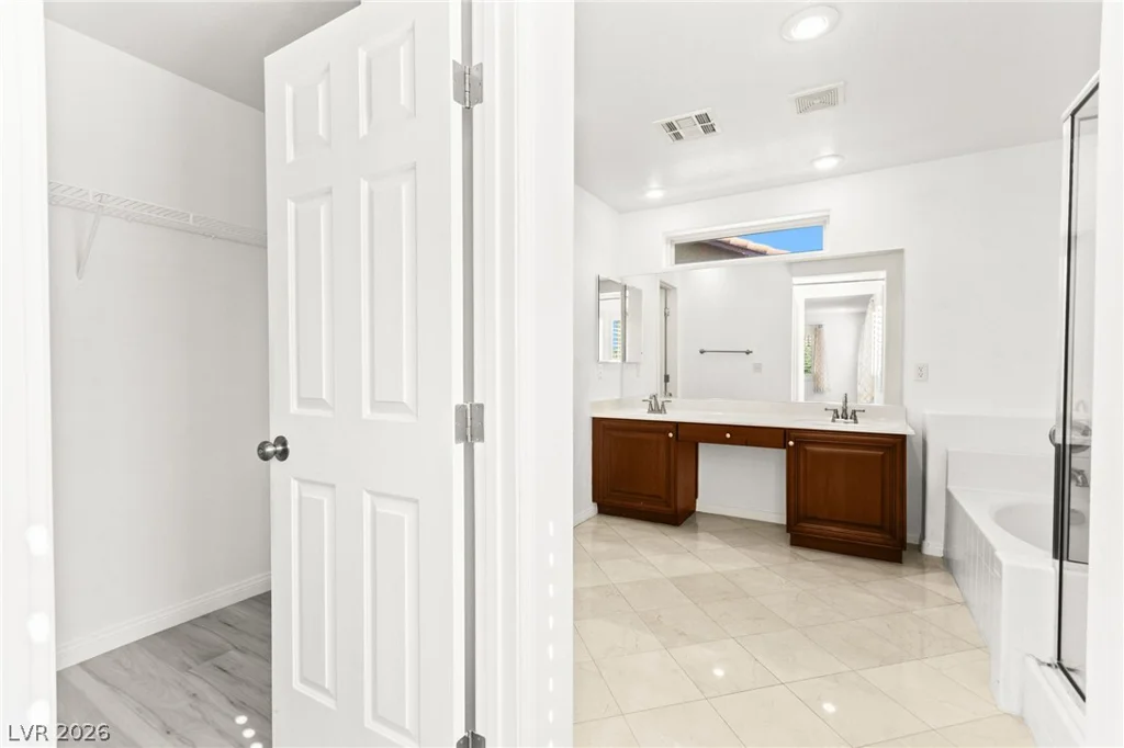8850 Brindisi Park, Las Vegas, NV 89148