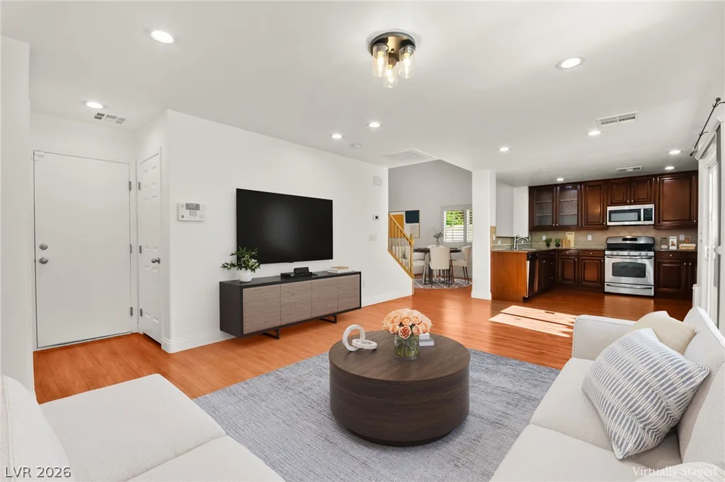 8850 Brindisi Park, Las Vegas, NV 89148