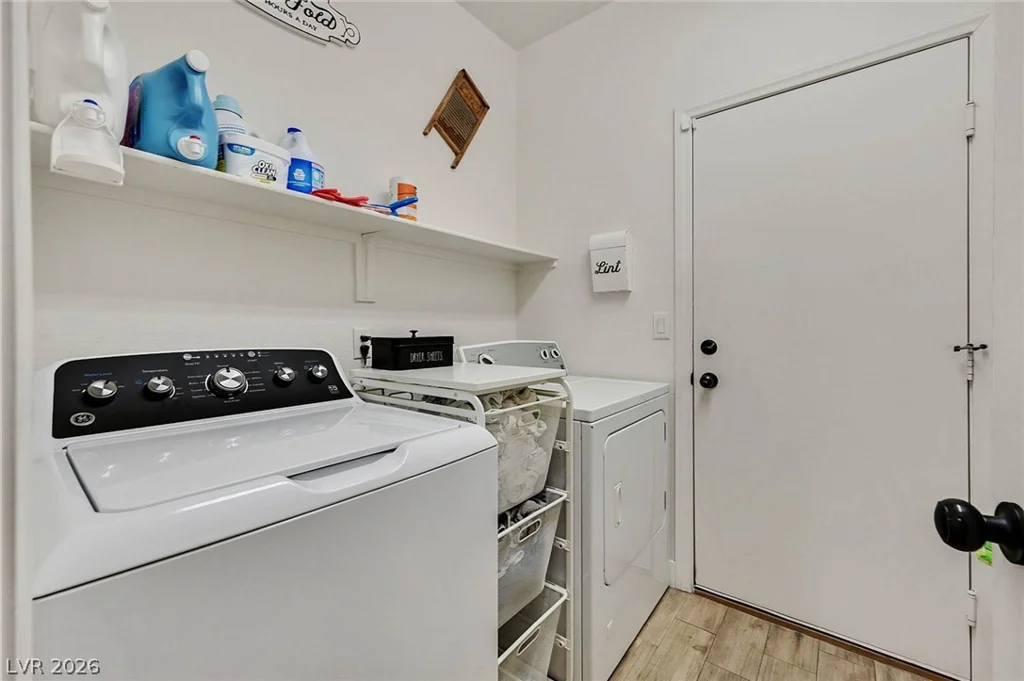 9127 Ivybridge, Las Vegas, NV 89123