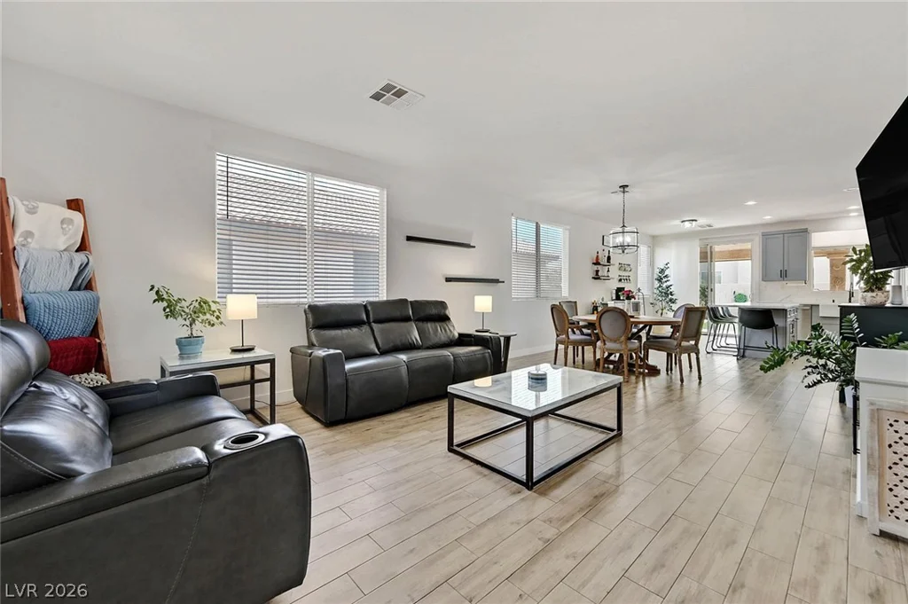 9127 Ivybridge, Las Vegas, NV 89123