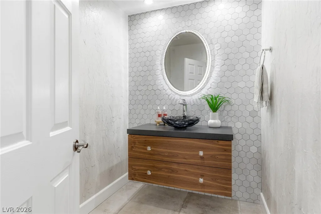 4 Darcy, Henderson, NV 89052