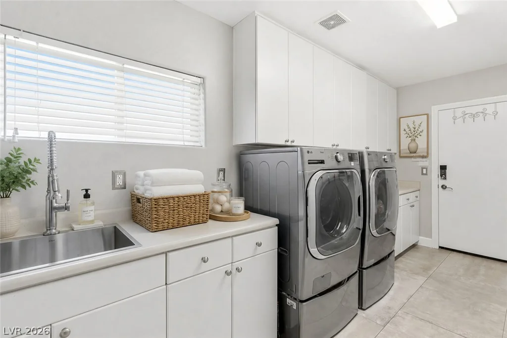 4 Darcy, Henderson, NV 89052