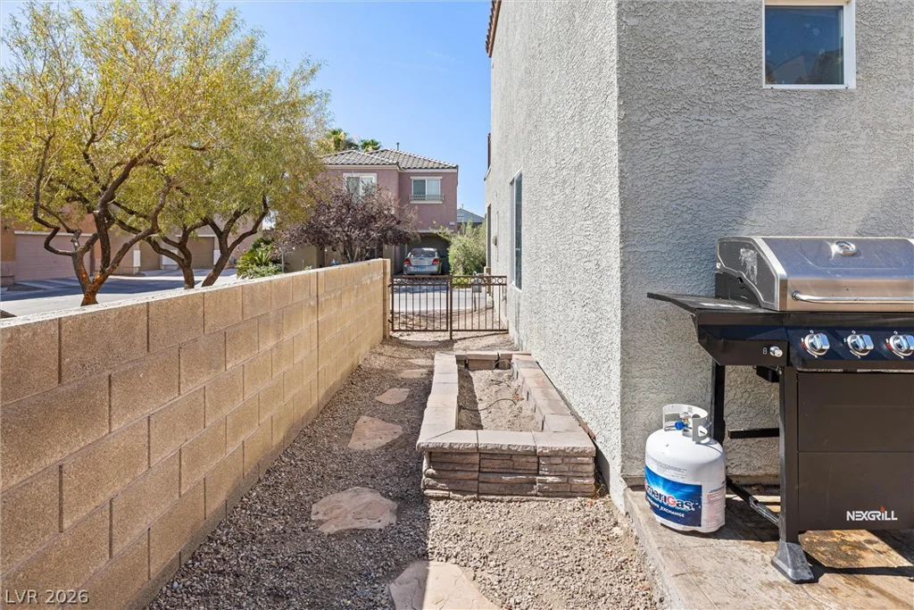 9156 Point Lace, Las Vegas, NV 89149