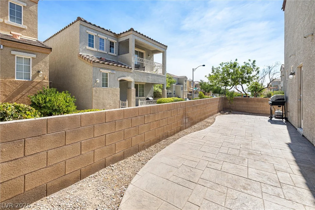 9156 Point Lace, Las Vegas, NV 89149