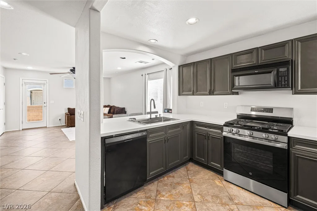 9156 Point Lace, Las Vegas, NV 89149