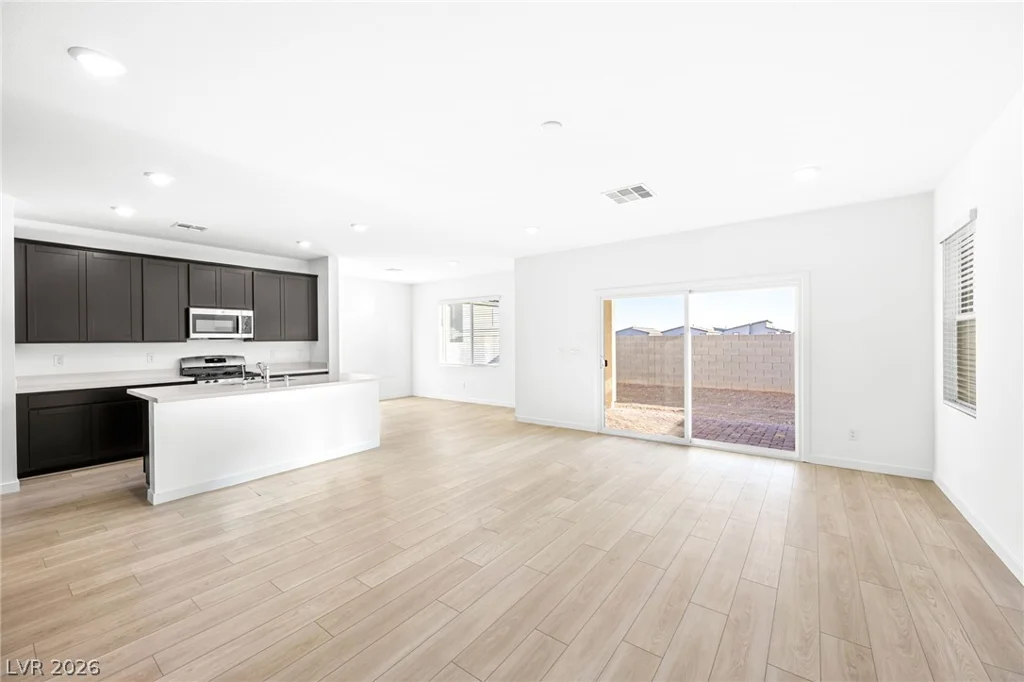 8373 Rochelle, Las Vegas, NV 89147