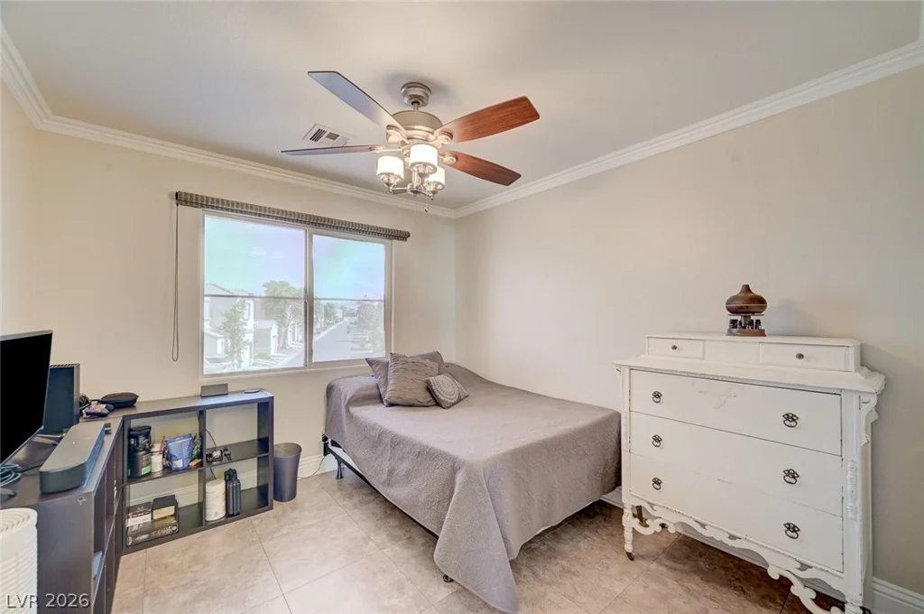 1118 Burnt Sky, Las Vegas, NV 89183