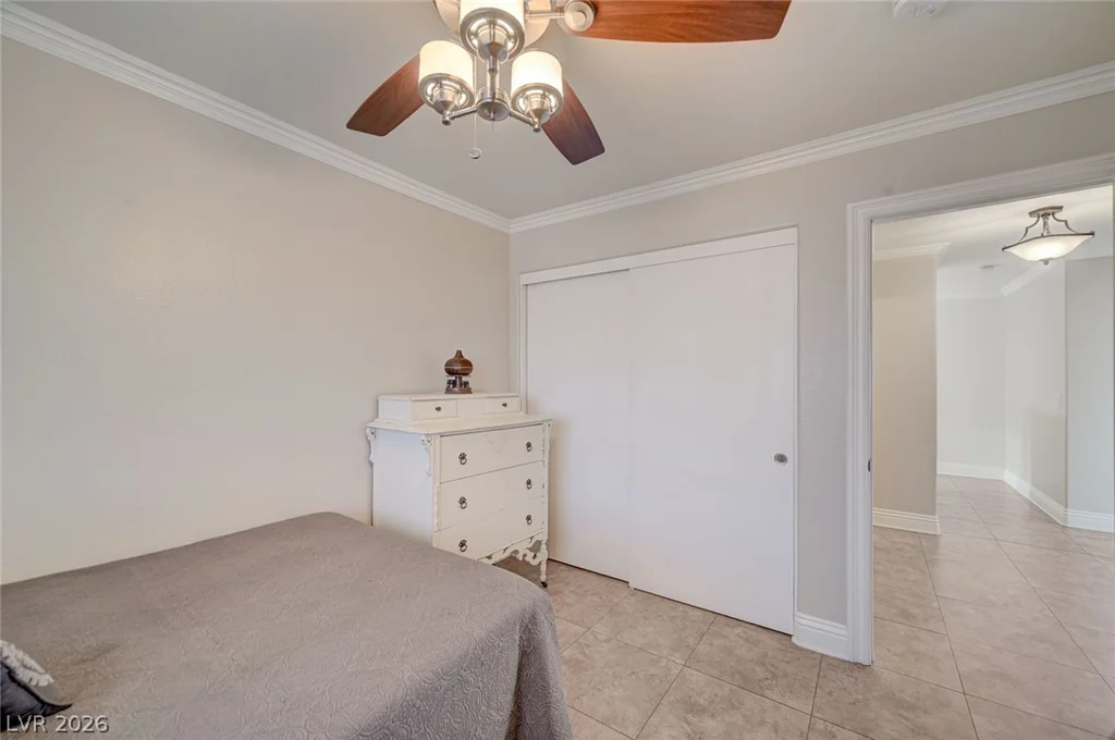 1118 Burnt Sky, Las Vegas, NV 89183