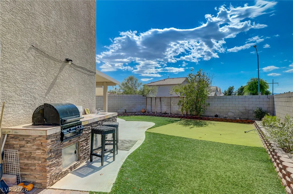 1118 Burnt Sky, Las Vegas, NV 89183