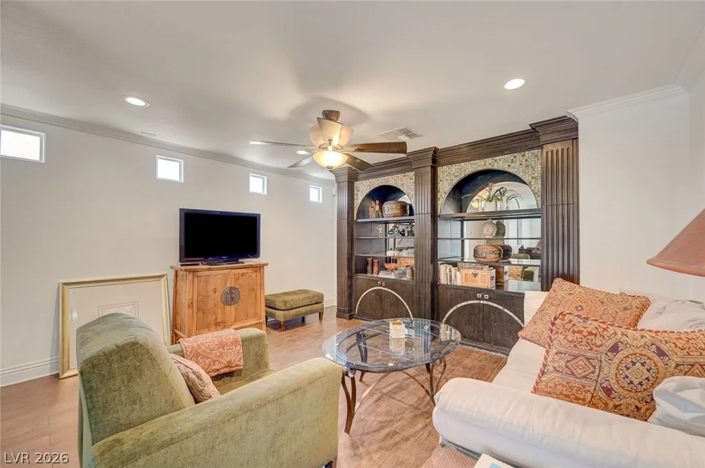 1118 Burnt Sky, Las Vegas, NV 89183