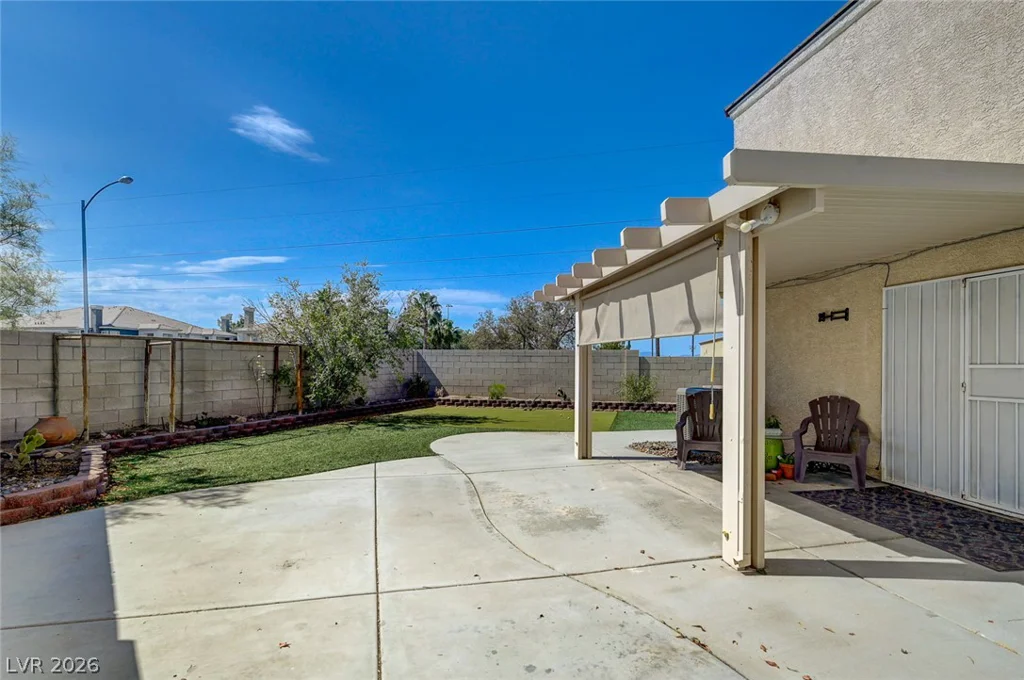 1118 Burnt Sky, Las Vegas, NV 89183