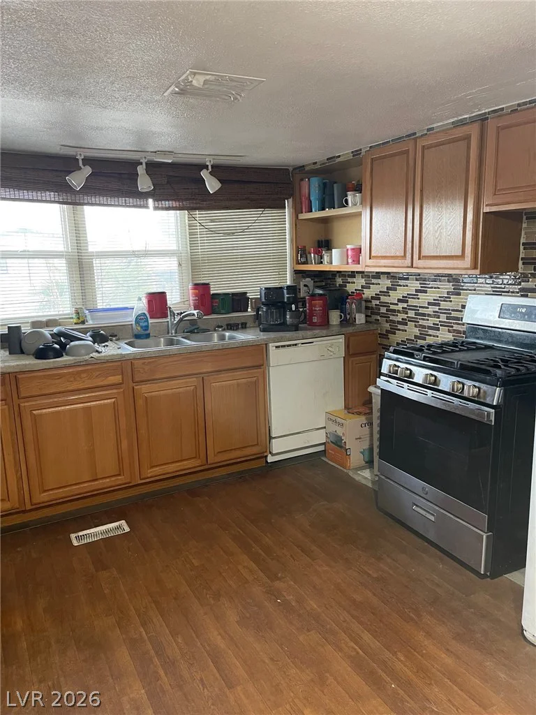 3410 Happy Jack, Las Vegas, NV 89115