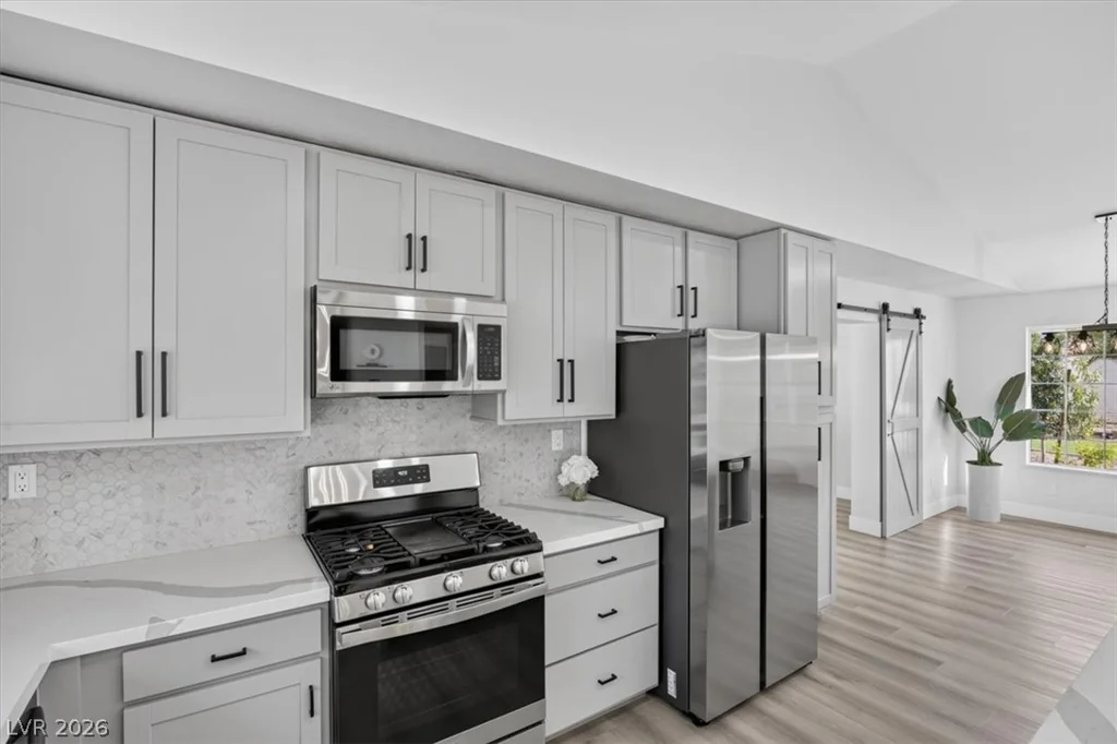 3204 Crescent Run, Las Vegas, NV 89117