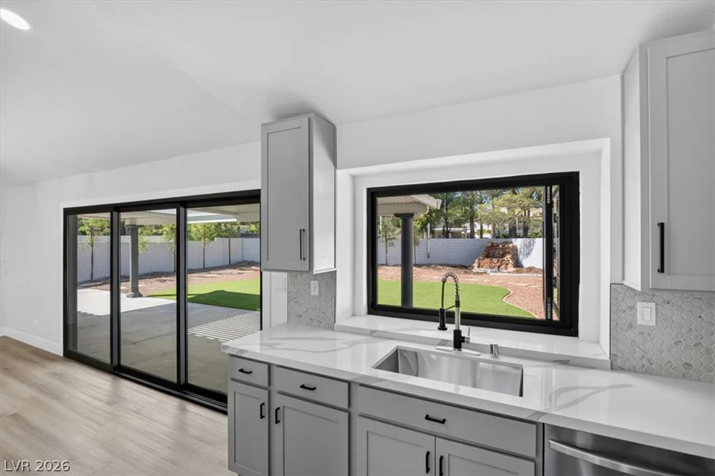 3204 Crescent Run, Las Vegas, NV 89117