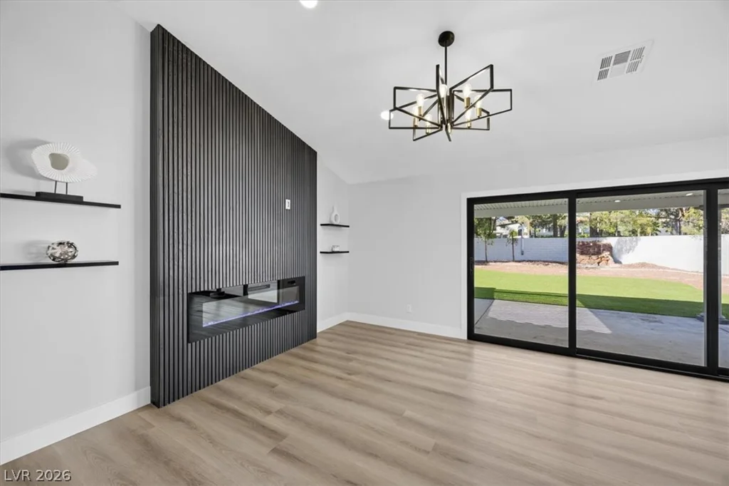 3204 Crescent Run, Las Vegas, NV 89117