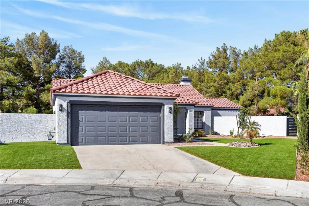 3204 Crescent Run, Las Vegas, NV 89117