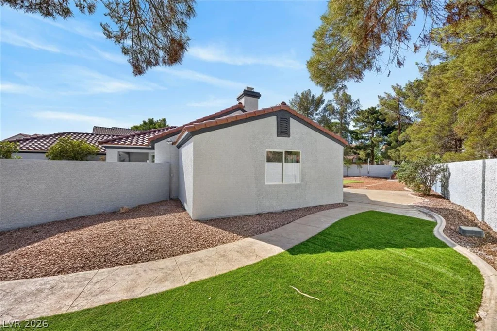 3204 Crescent Run, Las Vegas, NV 89117