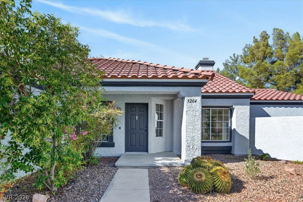 3204 Crescent Run, Las Vegas, NV 89117