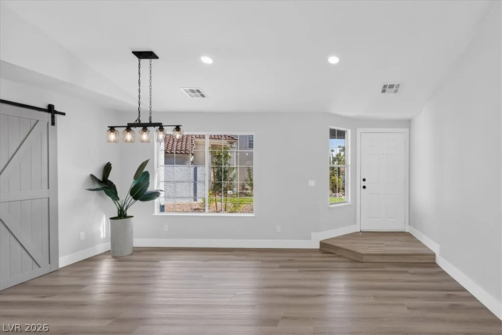 3204 Crescent Run, Las Vegas, NV 89117