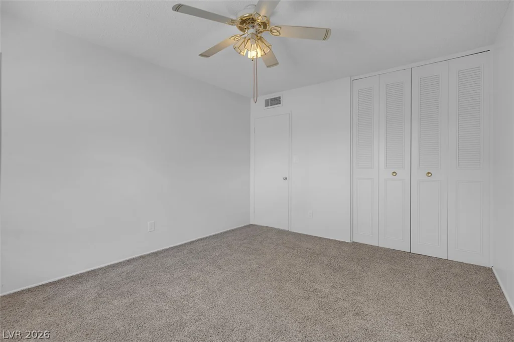 3560 Regents, Las Vegas, NV 89121