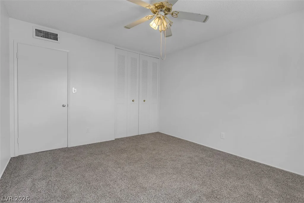 3560 Regents, Las Vegas, NV 89121